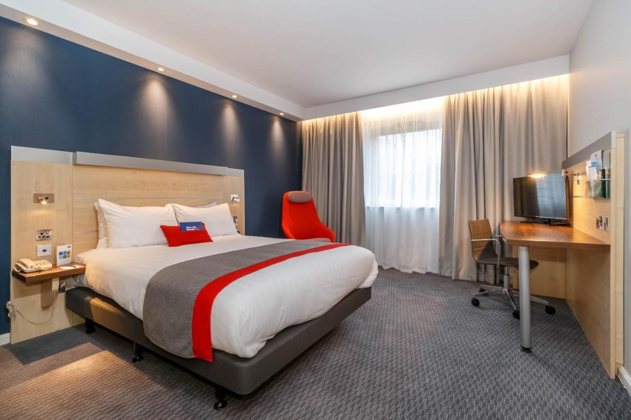 Holiday Inn Express Walsall M6, J10 By Ihg Exteriör bild